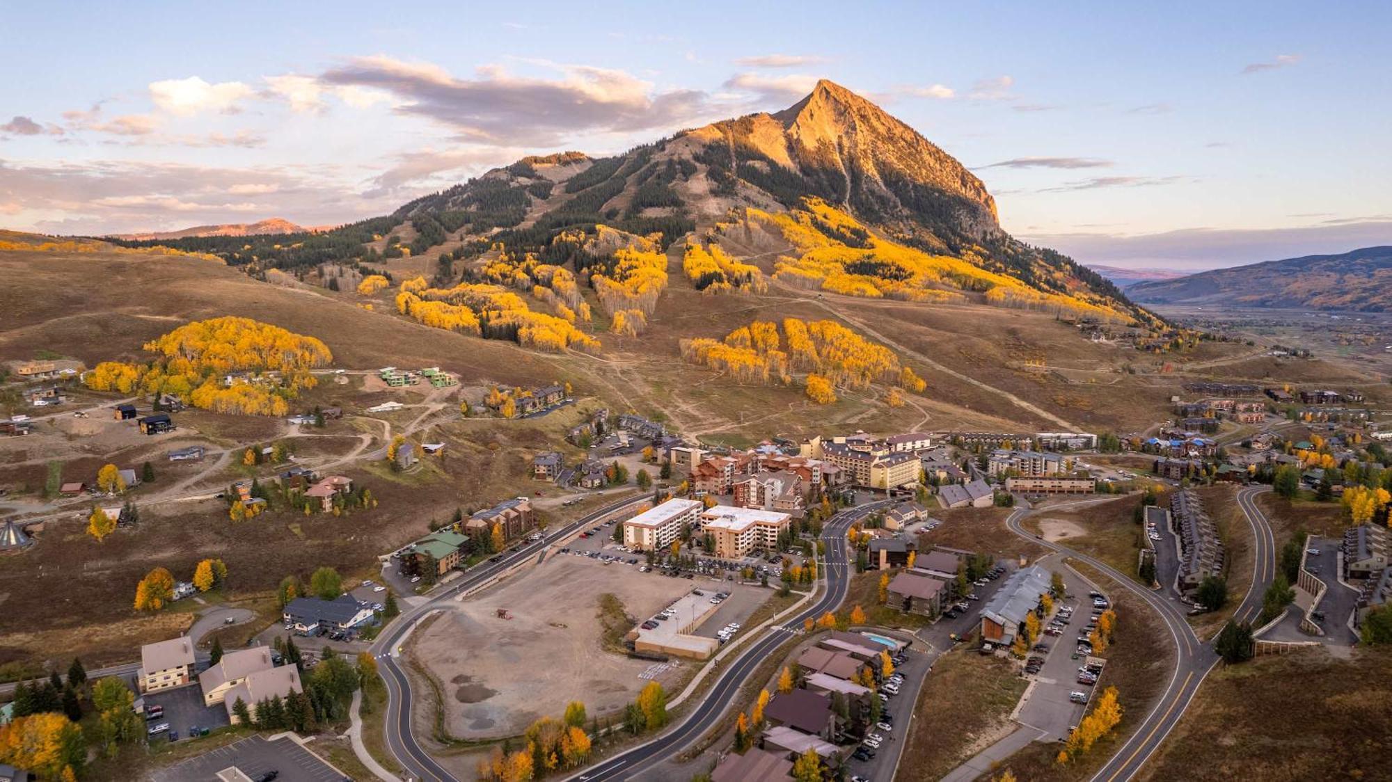 Studio 211 - Perfect Location With Pool And Hot Tub Crested Butte Εξωτερικό φωτογραφία